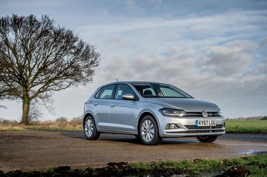  Volkswagen Polo 2017 года  (UK) (фото 7 из 40)